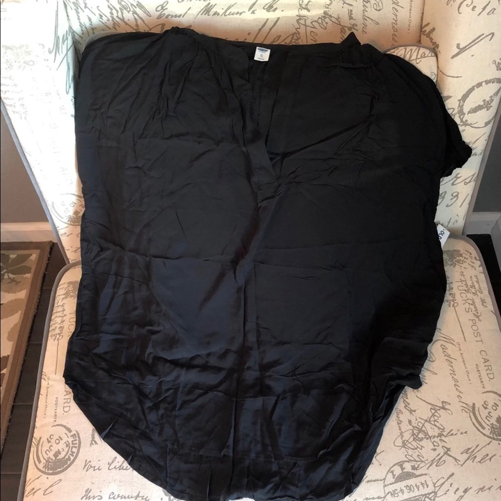 Old navy v-Neck Top
